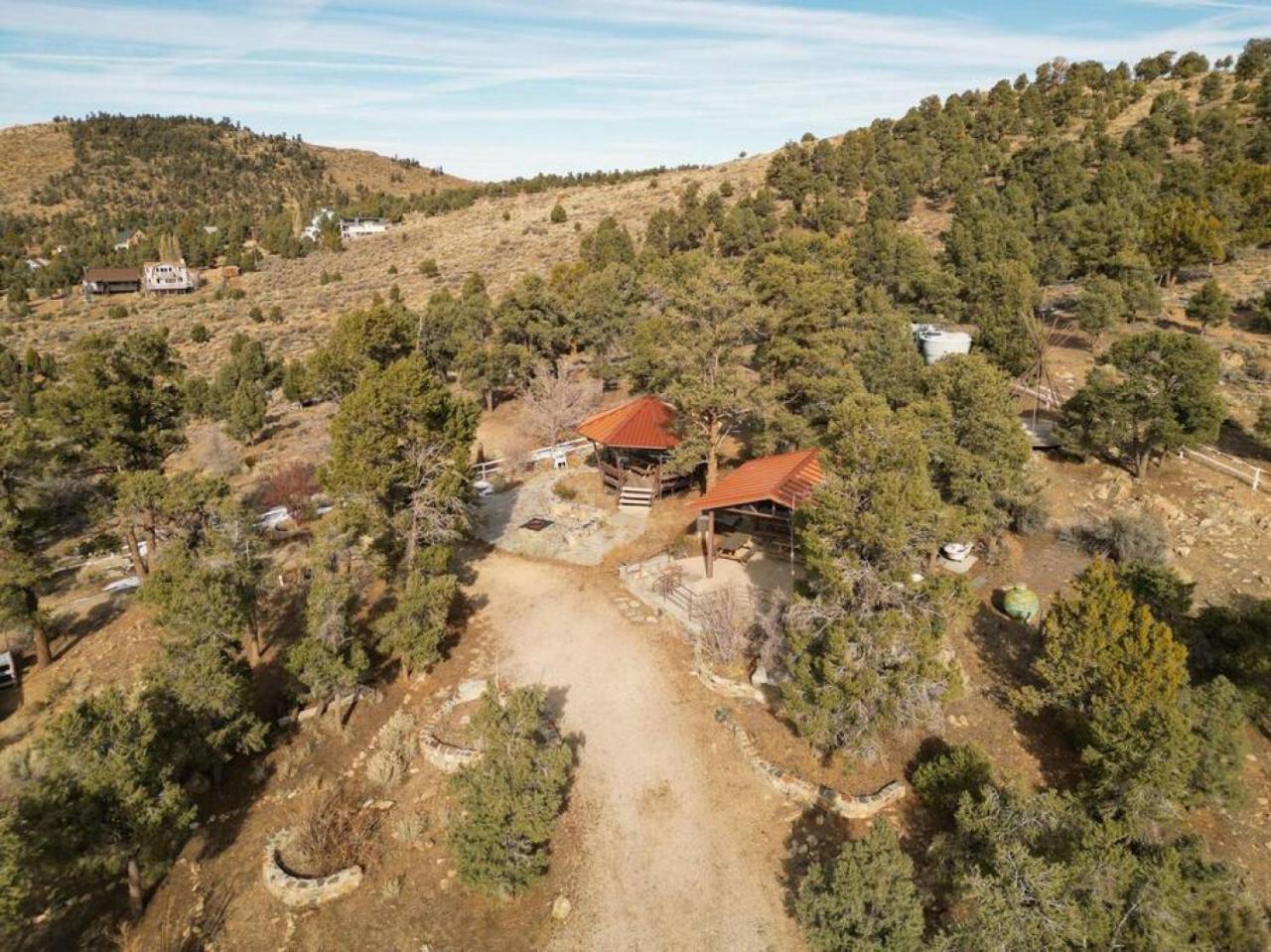 Steel Pine Lodge A Rustic Mountain Retreat Views Baldwin Lake Eksteriør bilde