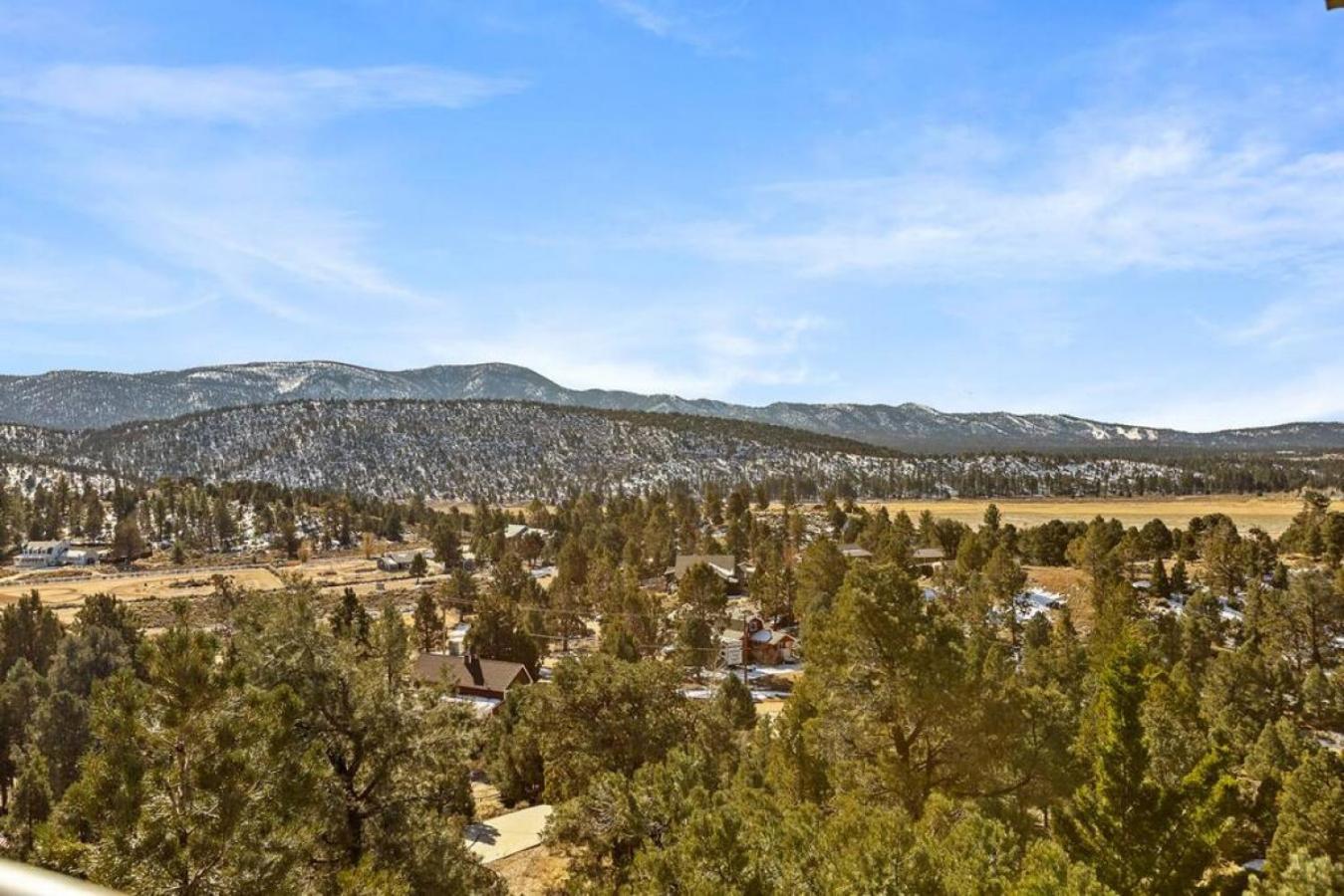 Steel Pine Lodge A Rustic Mountain Retreat Views Baldwin Lake Eksteriør bilde