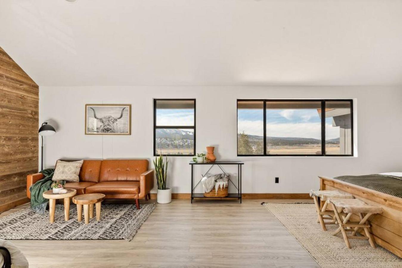 Steel Pine Lodge A Rustic Mountain Retreat Views Baldwin Lake Eksteriør bilde